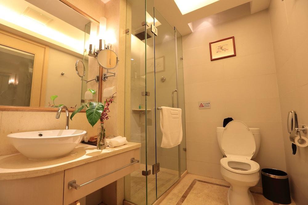 Golden Mountain International Hotel Laiyang Екстериор снимка