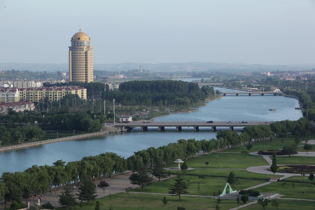 Golden Mountain International Hotel Laiyang Екстериор снимка