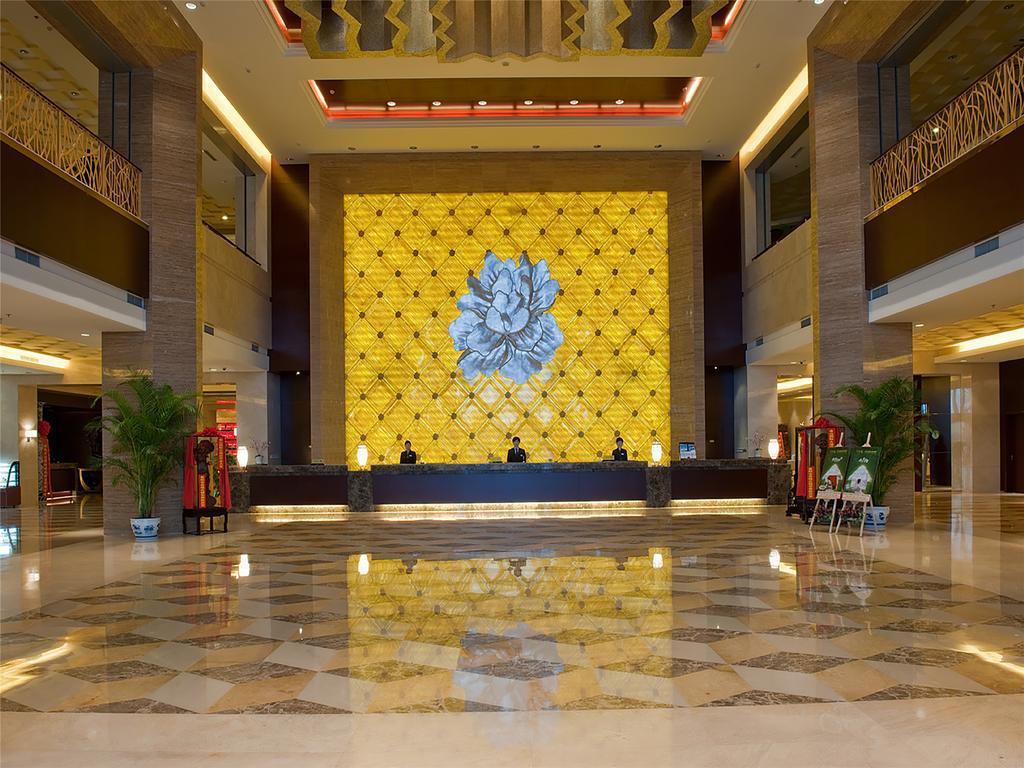 Golden Mountain International Hotel Laiyang Екстериор снимка