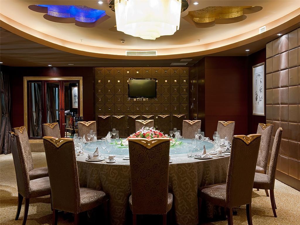 Golden Mountain International Hotel Laiyang Екстериор снимка